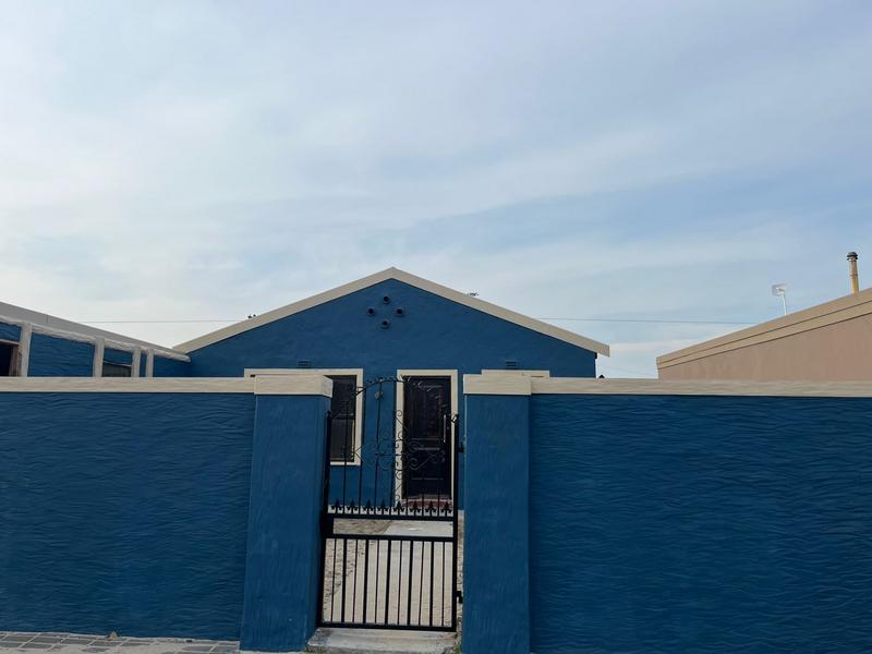 2 Bedroom Property for Sale in Ilitha Park Western Cape